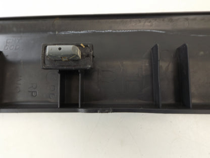 0XQ90XDVAE 2008-2010 Chrysler Sebring Passenger FR  Door Sill Plate Used 0XQ90XDVAE OEM