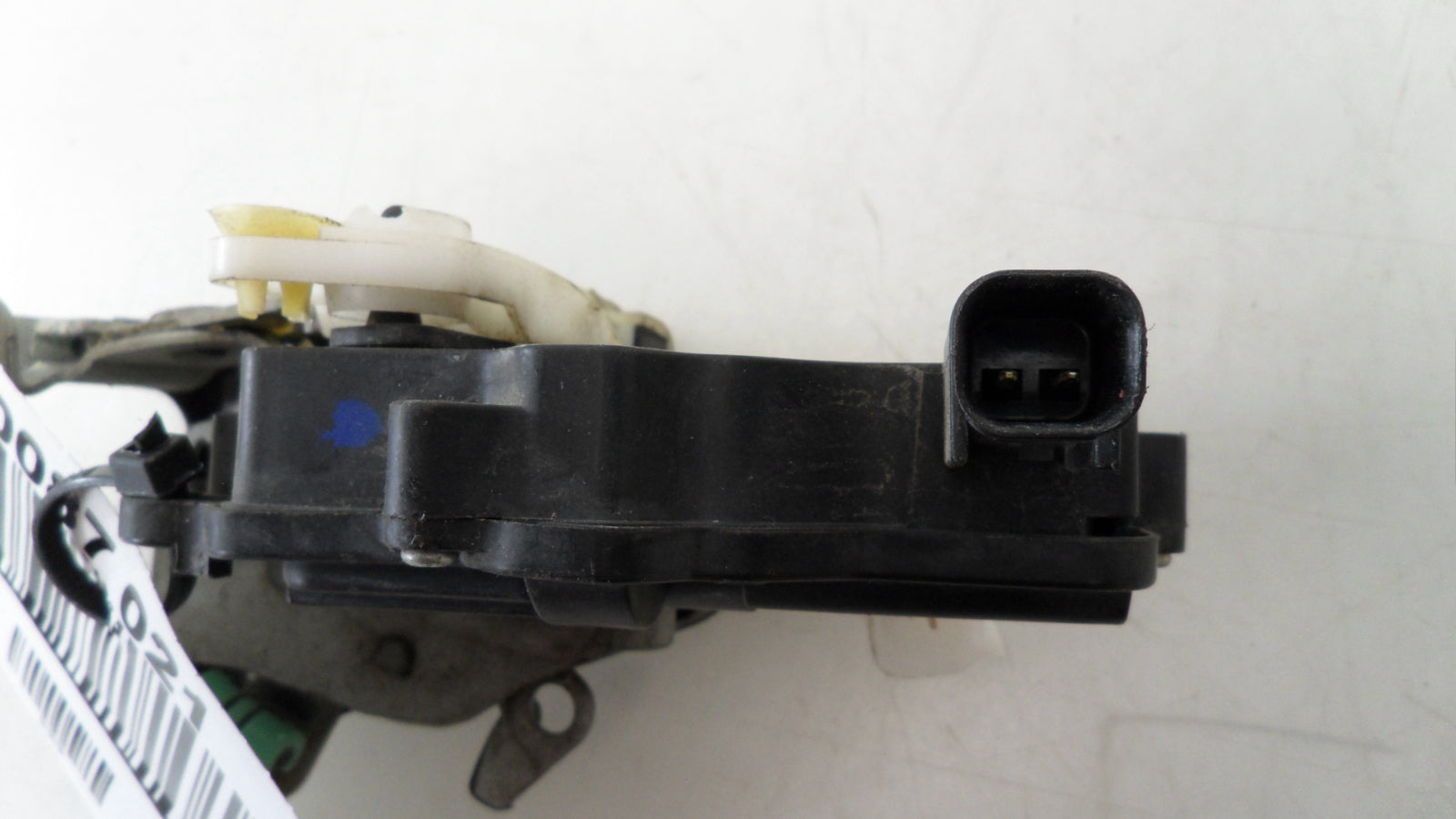 6C3Z2521812A 2005-2008 Ford F-150 Passenger FR Door Latch Assembly Used 6C3Z2521812A OEM