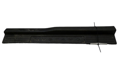 4R336313201BMW 2005-2009 Ford Mustang Driver FL Door Sill Plate Used 4R336313201BMW OEM