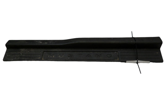 4R336313201BMW 2005-2009 Ford Mustang Driver FL Door Sill Plate Used 4R336313201BMW OEM