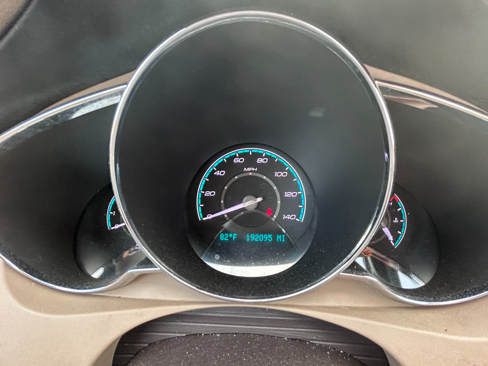 20930868 2008-2012 Chevrolet Malibu Instrument Cluster Used 20930868 OEM