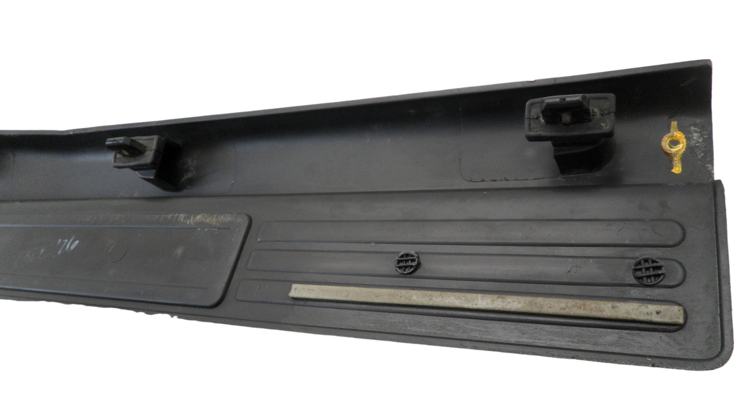 4R336313200EMW 2005-2009 Ford Mustang FR Door Trim Scuff Plate Used 4R336313200EMW OEM