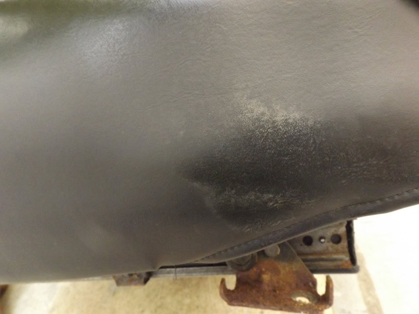 3W1Z5464416BBA 2004-2011 Lincoln Town Car Front Left Drivers Seat Assembly 3W1Z5464416BBA