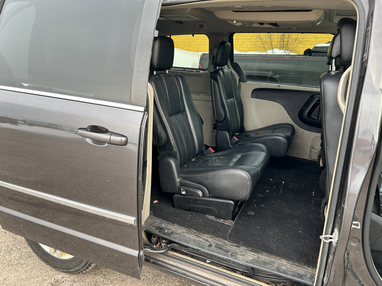 1PG67BD1AB 2015-2018 Dodge Grand Caravan RL Sliding Door Trim Panel Used 1PG67BD1AB OEM