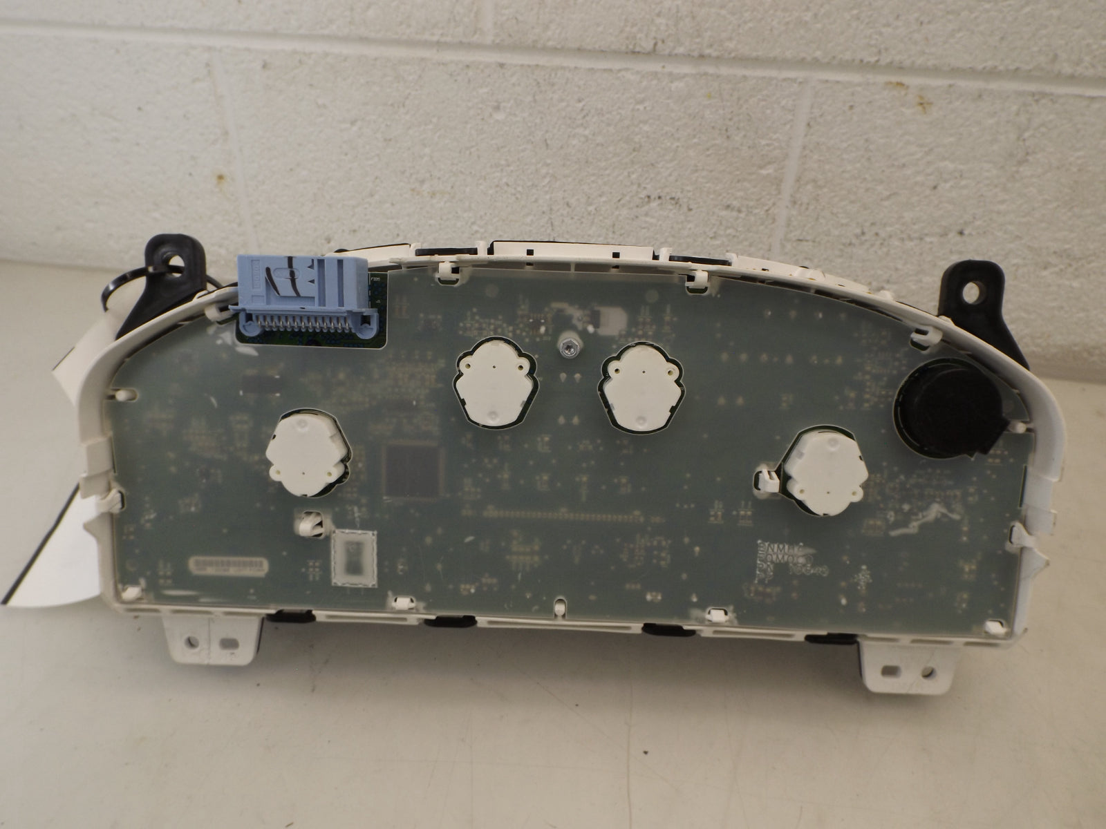BL8Z10849CB 2009 Ford Escape Instrument Cluster 3.0L Used BL8Z10849CB OEM