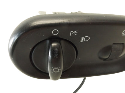 040220F 2004-2007 Ford Taurus Headlight Switch Used 040220F OEM