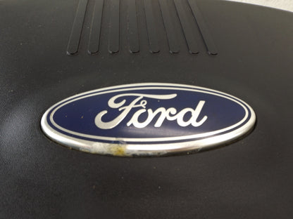 2L1Z6K089CA 2003-2006 Ford Expedition Engine Cover 5.4L Used 2L1Z6K089CA OEM