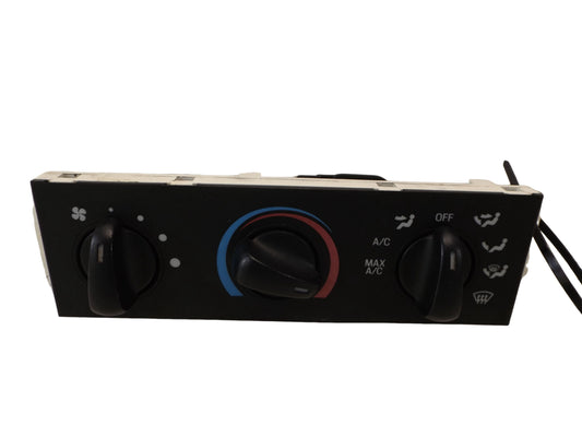 ZZM061X14A 1996-1997 Mountaineer / Ranger / Explorer Climate Control Used ZZM061X14A OEM