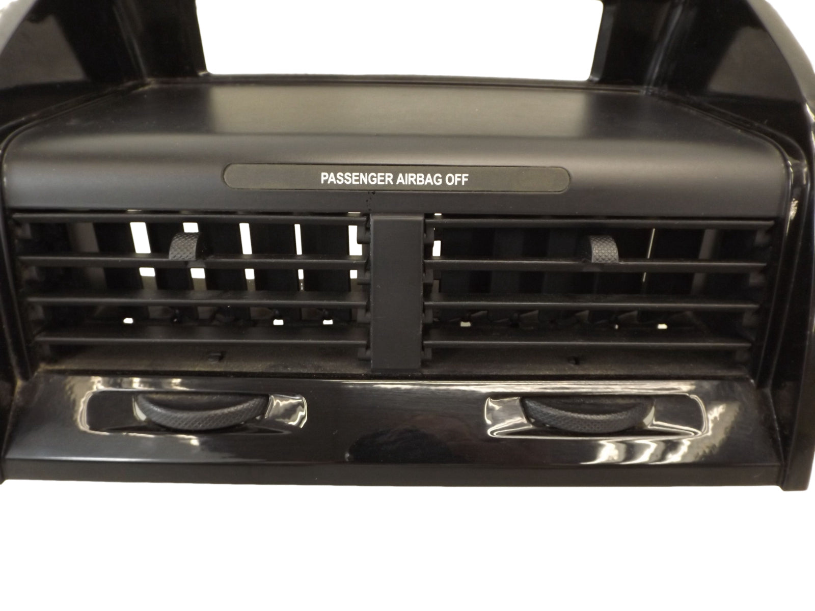 BL8Z7804338DA 2008-2012 Ford Escape Center Dash Trim With Vent Used BL8Z7804338DA OEM