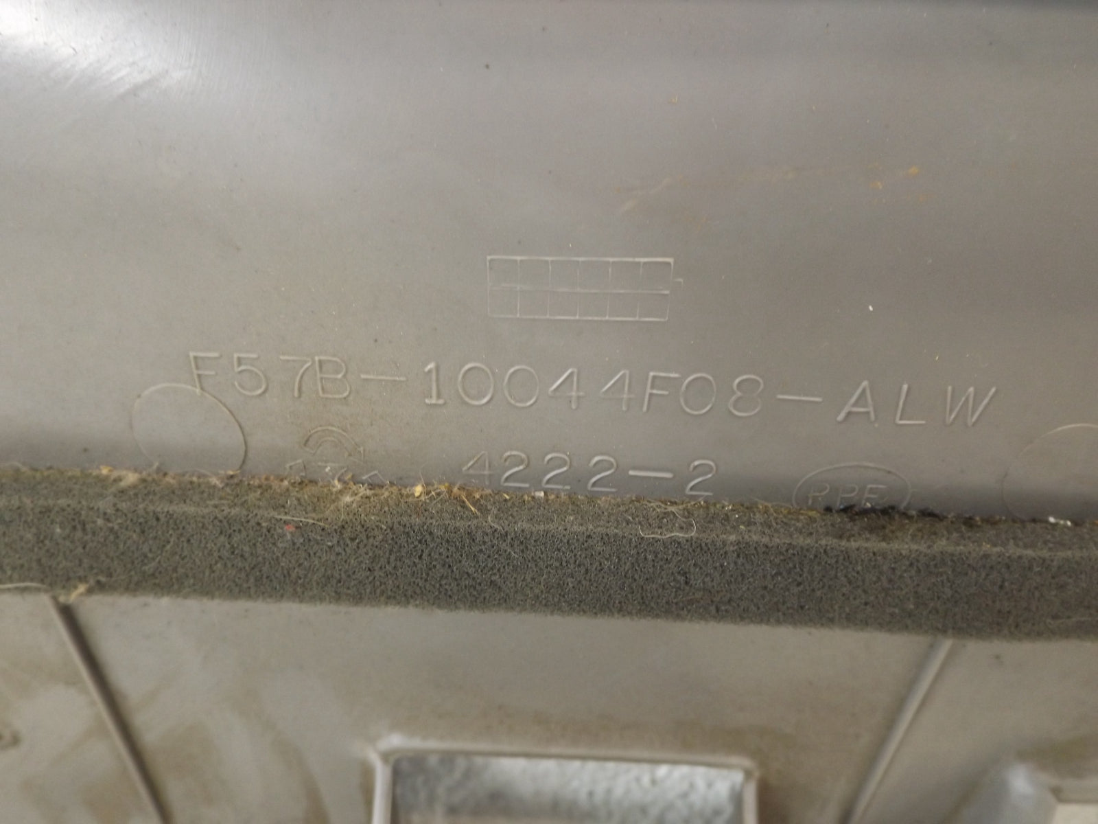 XL2Z7804459AAC 95-01 Mercury Mountaineer Instrument Panel Knee Bolster Used XL2Z7804459AAC OEM