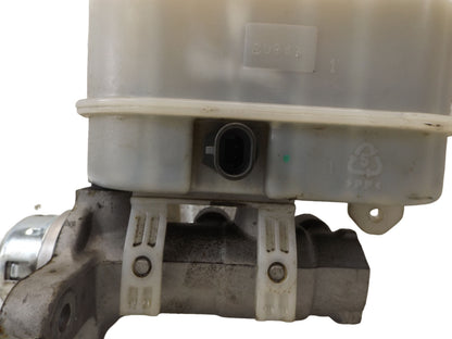 84744483 2009-2017 Buick Enclave Brake Master Cylinder 3.6L Used 84744483 OEM