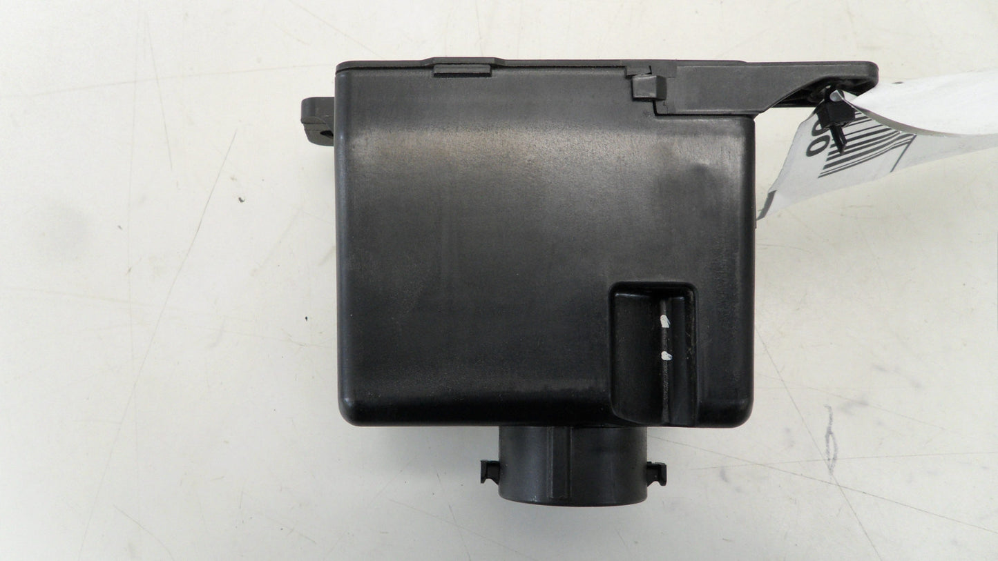 P05026147AH 2008 Dodge Grand Caravan Wireless Ignition Module P05026147AH  OEM USED
