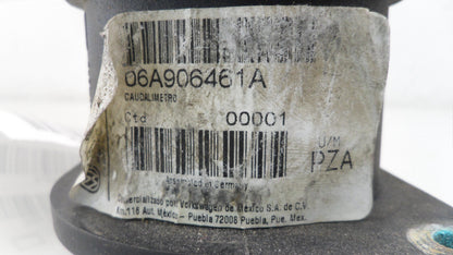 06A906461A 2000-2001 Volkswagen Beetle Mass Air Flow Sensor 2.0L Used 06A906461A OEM