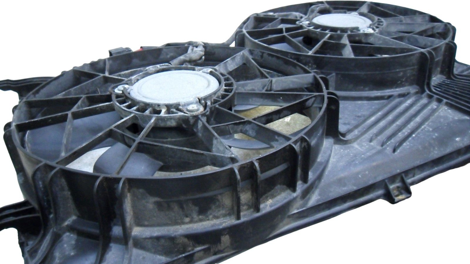 22855908 2009-2012 Chevrolet Traverse Engine Cooling Fan Assembly 3.6L Used 22855908 OEM