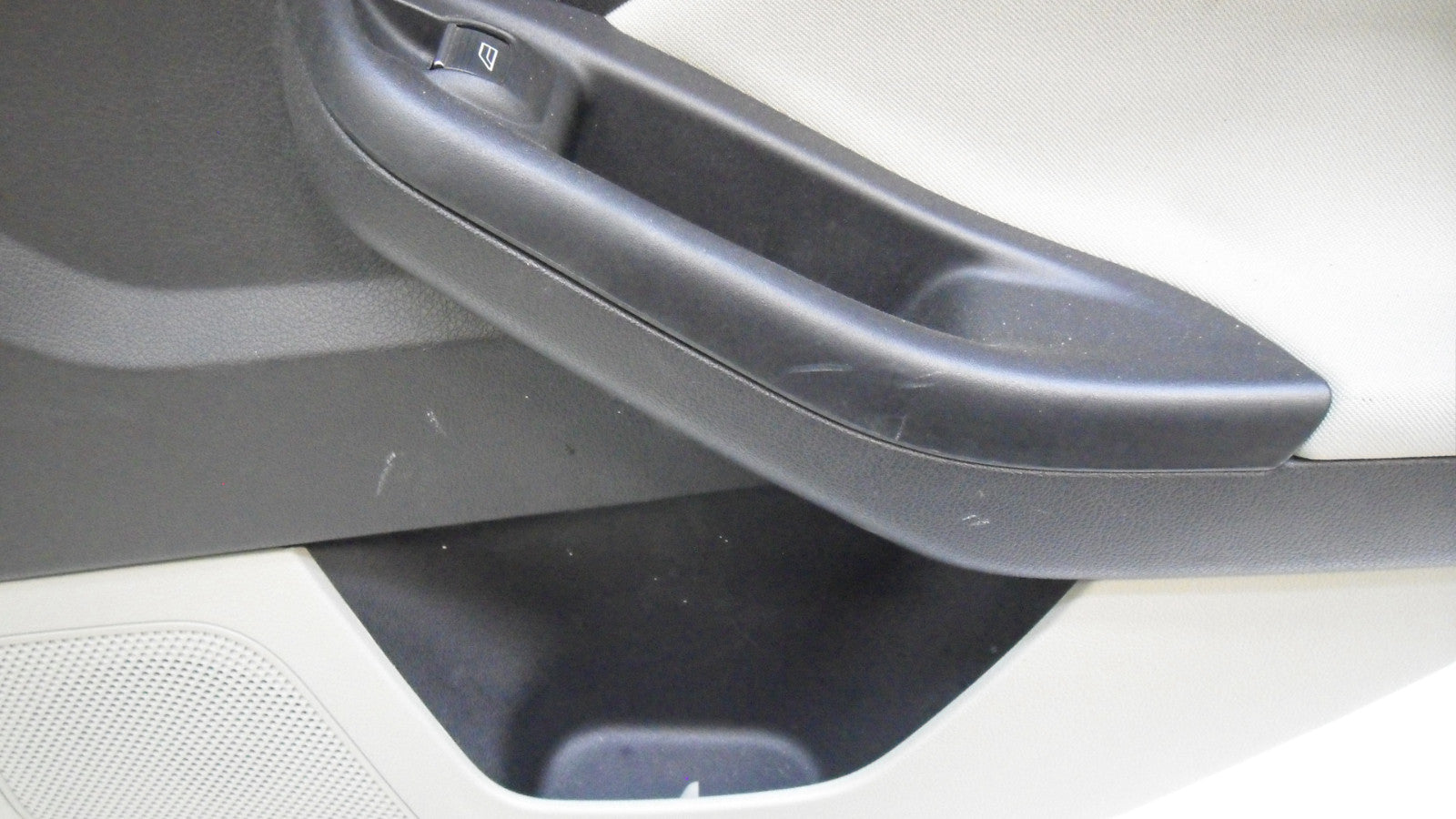 DM5Z5824630C 2012-2016 Ford Focus Passenger RR Door Shell Used DM5Z5824630C OEM