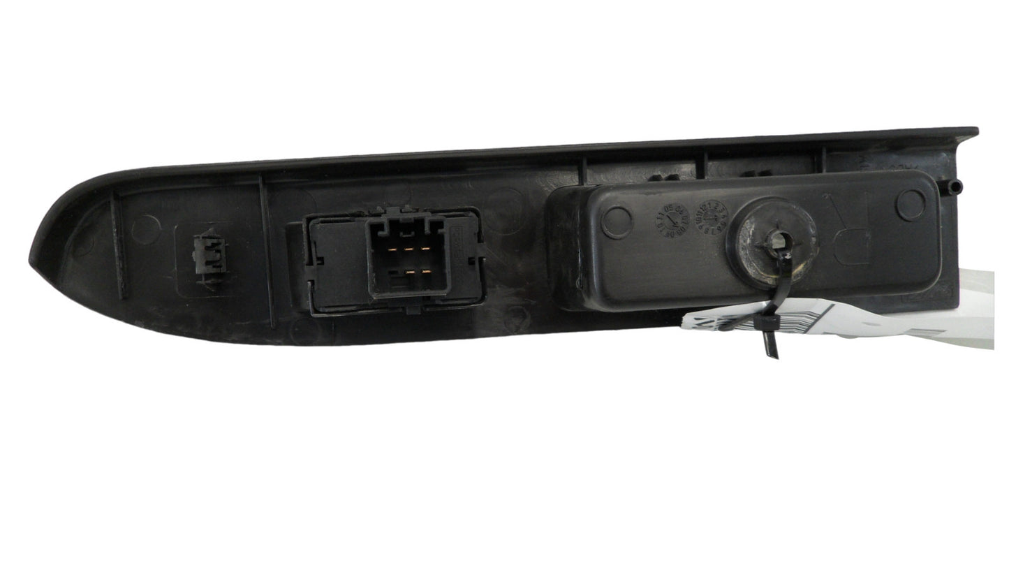 8L8478274B08AHW 2008-2012 Ford Escape RR Door Window Switch Bezel Used 8L8478274B08AHW OEM