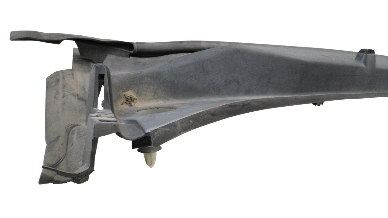 20864530 2010-2015 Chevrolet Equinox Front Windshield Wiper Cowl Cover Used 20864530 OEM