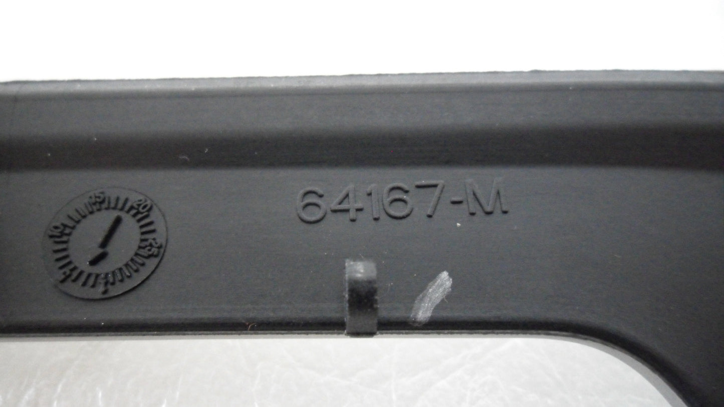 22846347 2013-2016 GMC Acadia Dash Radio AC Heater Climate Bezel Trim Used 22846347 OEM