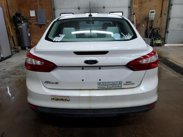 BM5120296AEW 2012-2018 Ford Focus Passenger FR Door Sill Trim Panel Used BM5120296AEW OEM