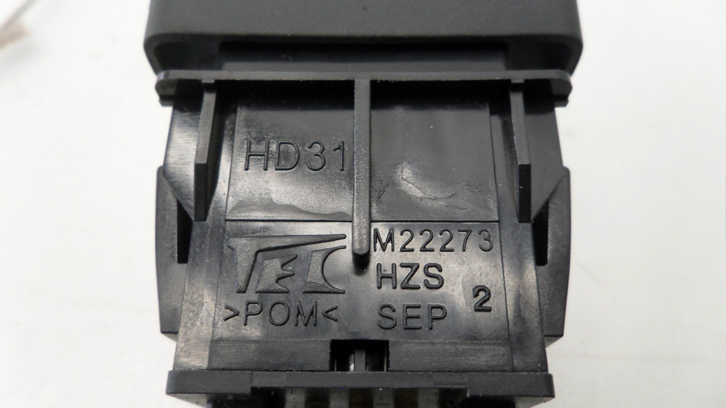 M22273HZSSEP2 2004-2006 Acura TL Traction Control Switch Used M22273HZSSEP2 OEM