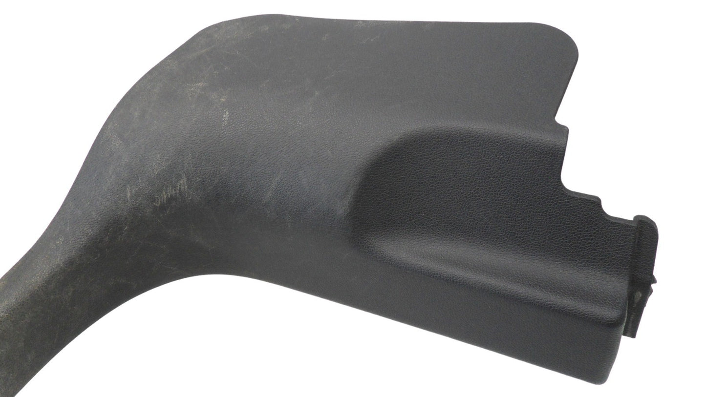 20916188 2009-2012 Chevrolet Traverse Passenger FR Kick Panel Trim Used 20916188 OEM