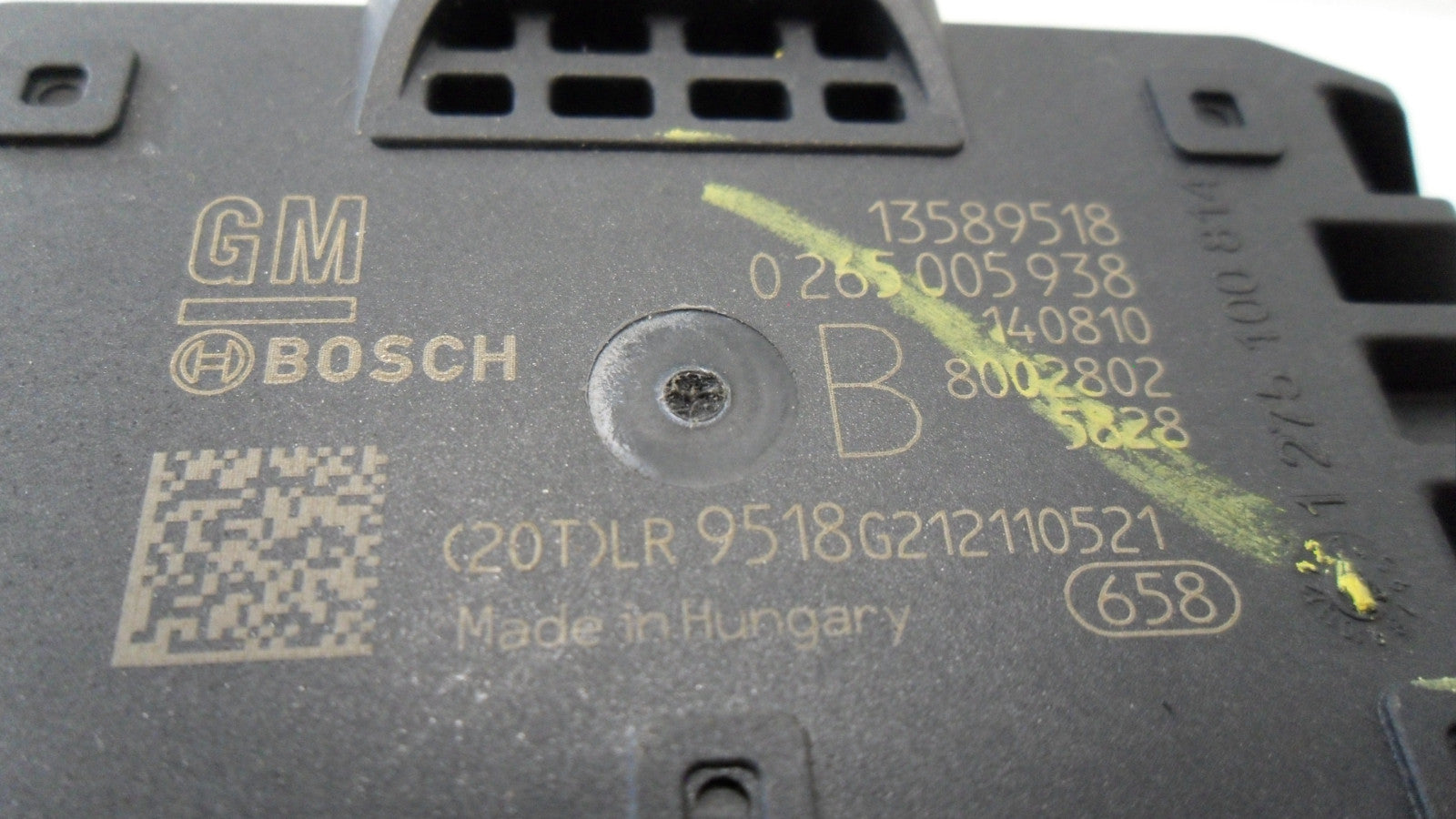 13589518 2013-2016 GMC Acadia Suspension Yaw Sensor Used 13589518 OEM