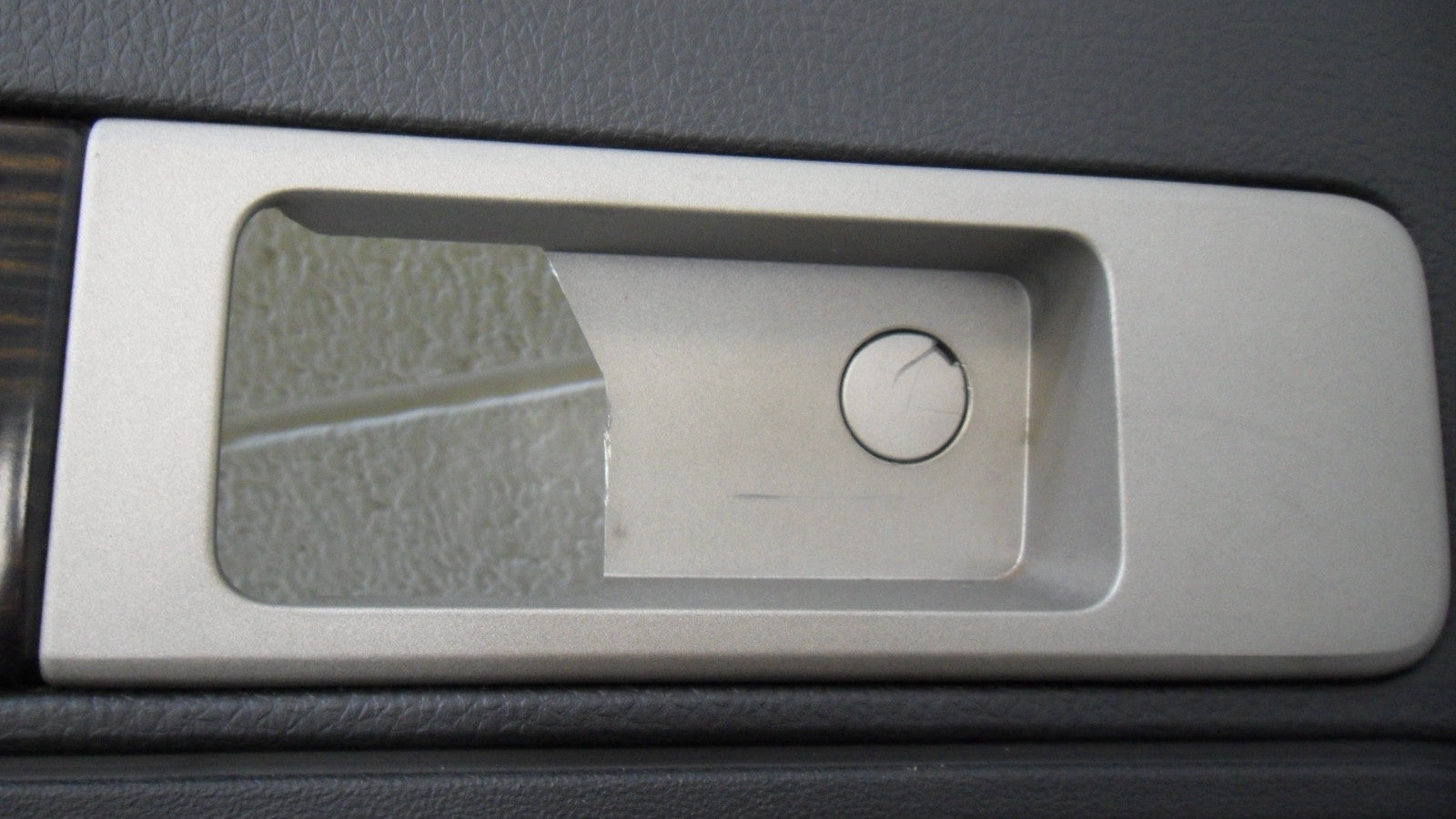 7A137827407 2007-2010 Lincoln MKX Passenger RL Door Interior Trim Panel Used 7A137827407 OEM