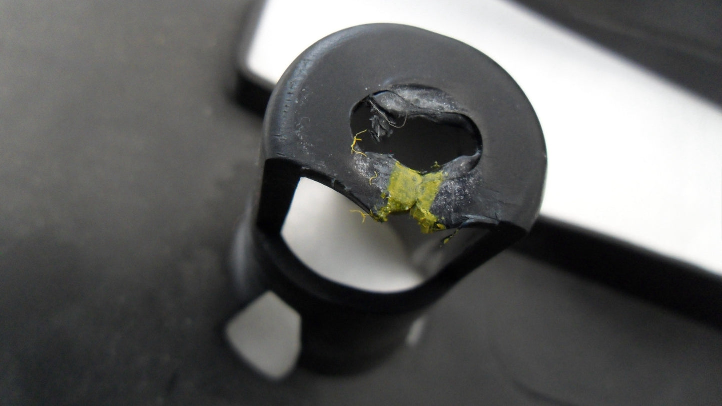 CM513533AC3ZHE 2012-2014 Ford Focus Steering Column Lower Cover Used CM513533AC3ZHE OEM