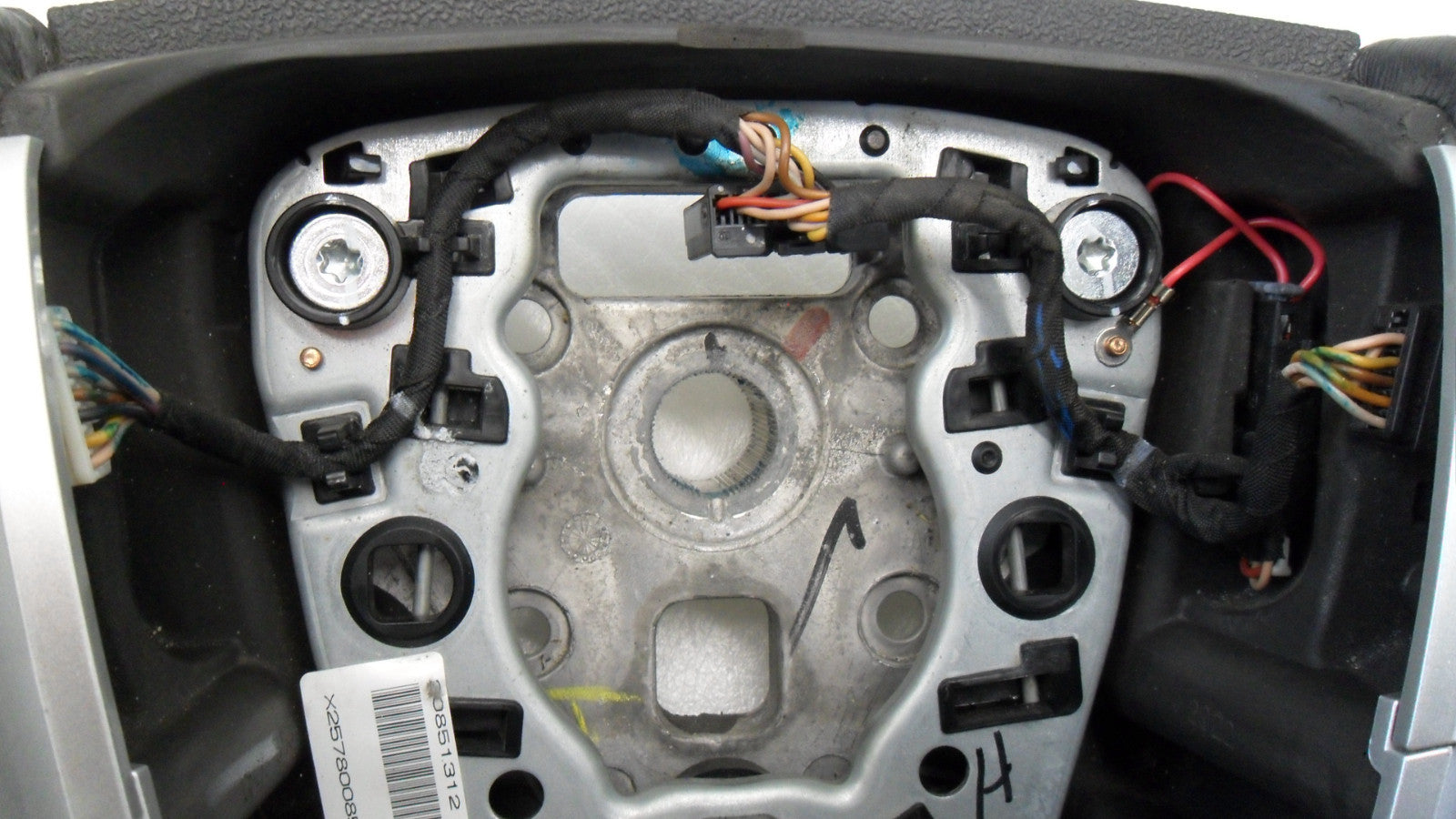 20851312 2010-2011 Chevrolet Equinox Steering Wheel Used 20851312 OEM