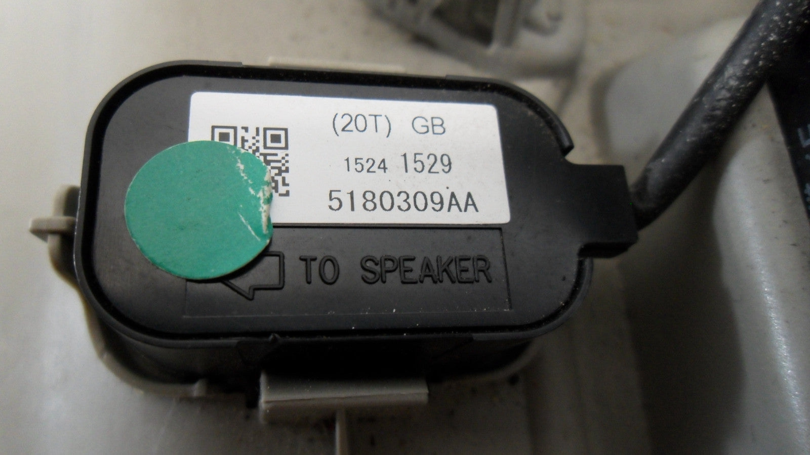 A21553AB 2010-2011 Chevrolet Equinox Upper Overhead Console Used A21553AB OEM