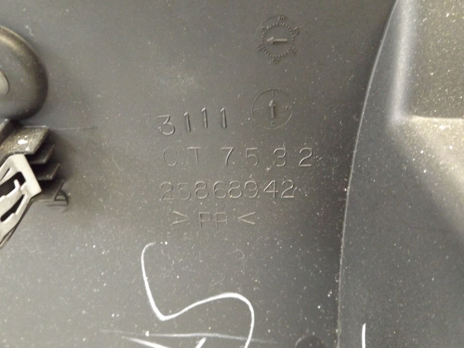25868942 2009-2012 Chevrolet Traverse Instrument Panel Cover Used 25868942 OEM