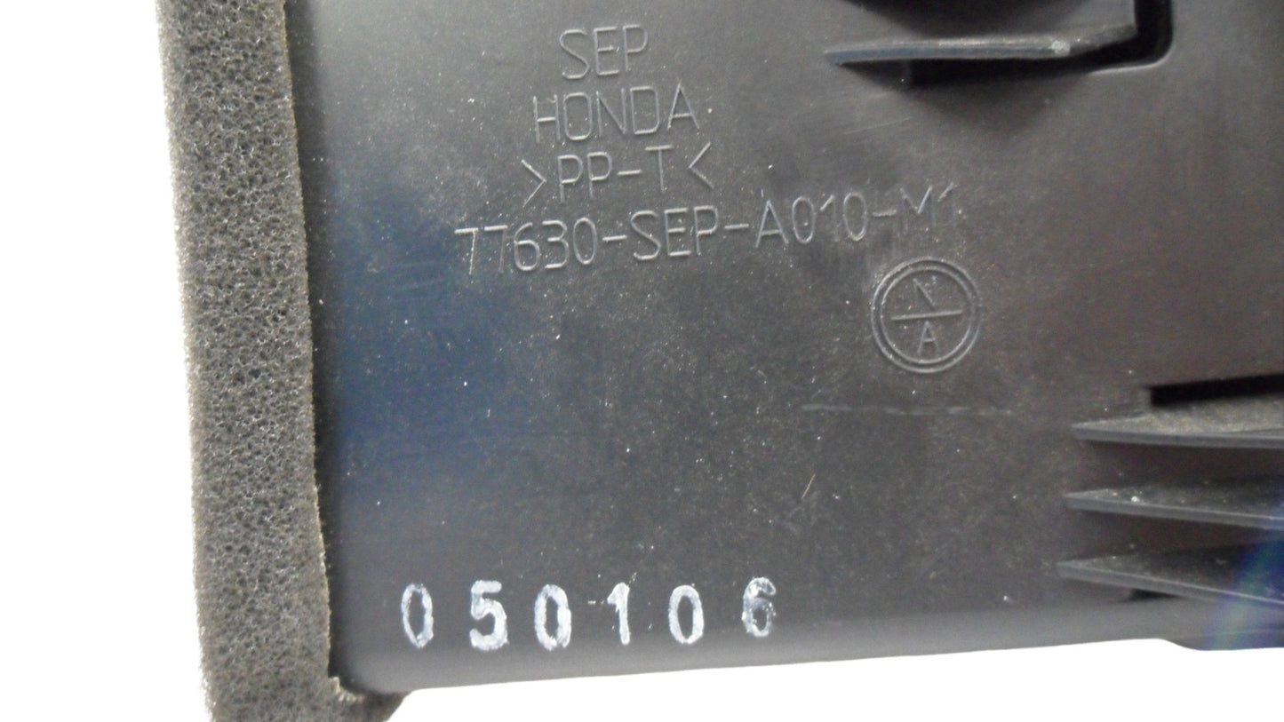 77630SEPA010M1 2004-2008 Acura TL Passenger FR Dashboard Air Vent Used 77630SEPA010M1 OEM