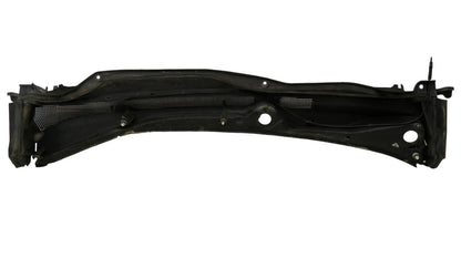 20864530 2010-2015 Chevrolet Equinox Front Windshield Wiper Cowl Cover Used 20864530 OEM