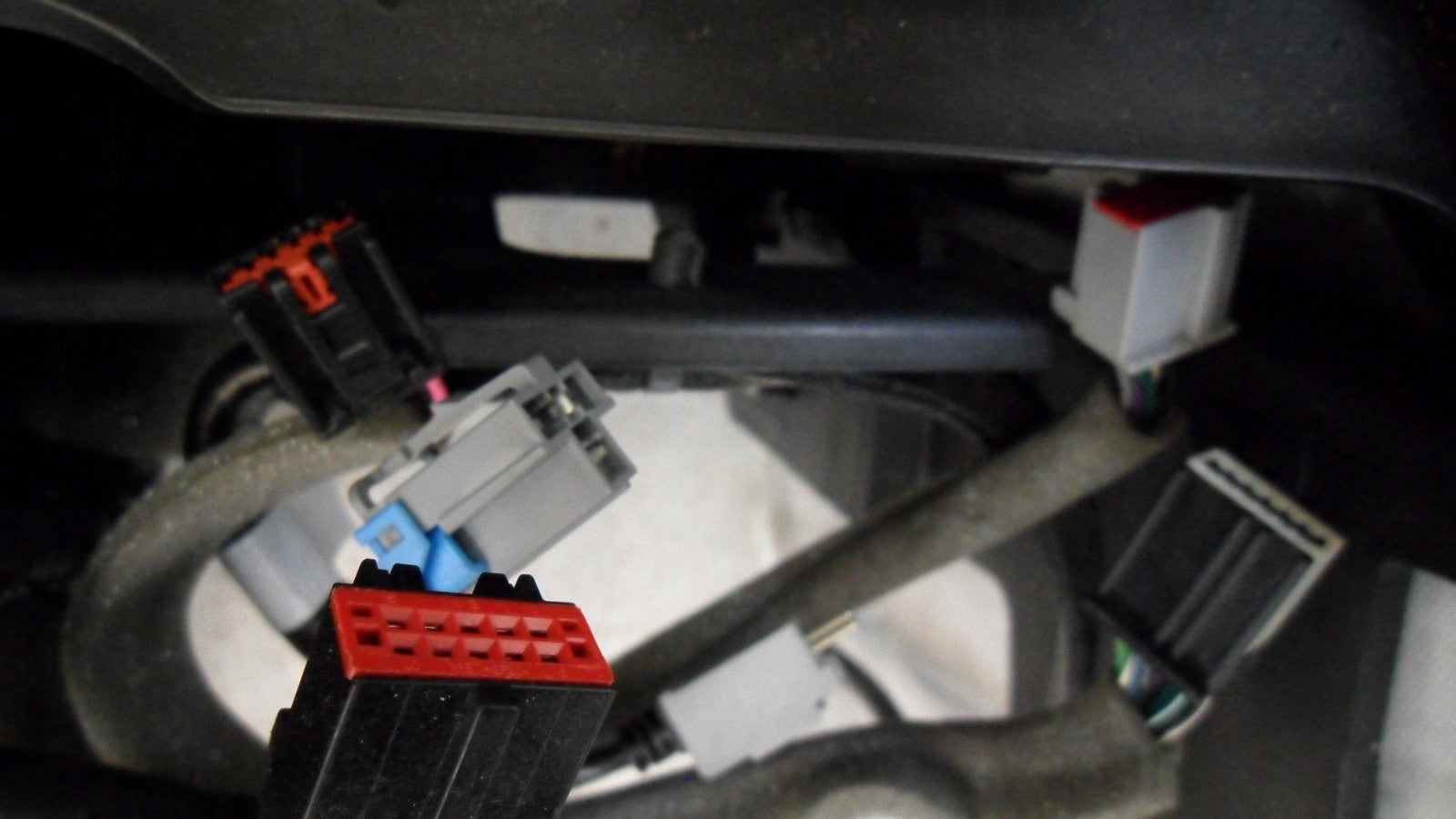 22739835 2013-2016 GMC Acadia FL Center Console Used 22739835 OEM