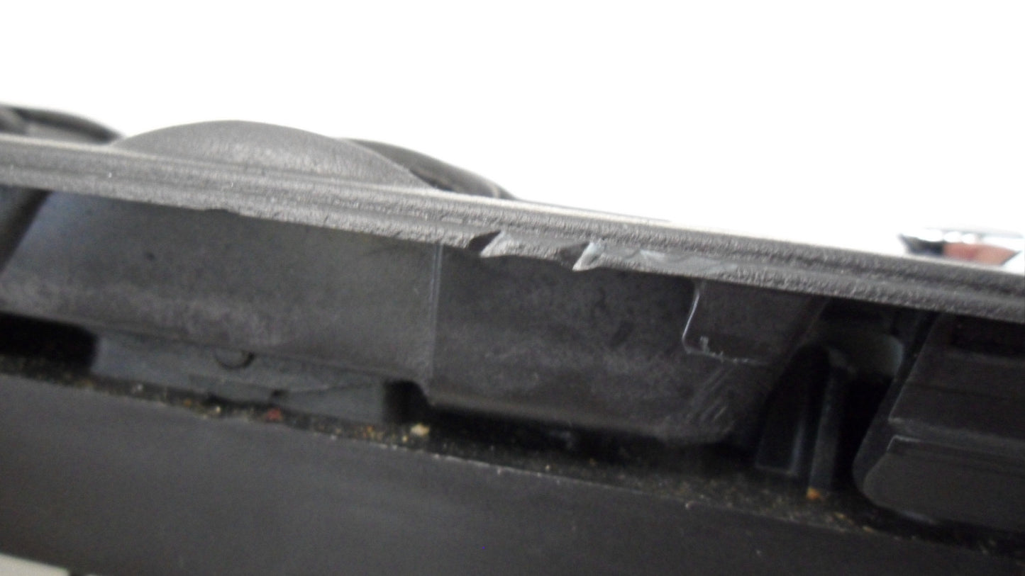 AM5T14A132AA 2012-2014 Ford Focus Driver FL Door Window Switch Bezel Used CV6Z14524AA OEM
