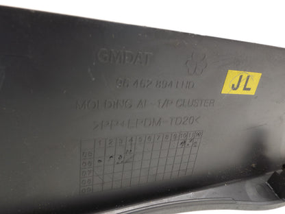 96462894 2007-11 Chevrolet Aveo Speedometer Instrument Cluster Housing Used 96462894 OEM