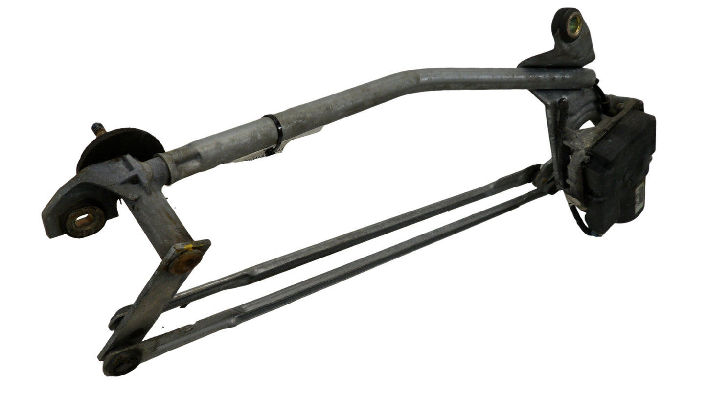 25722393 2002-2005 Buick LeSabre Front Windshield Wiper Linkage 3.8L Used 25722393 OEM
