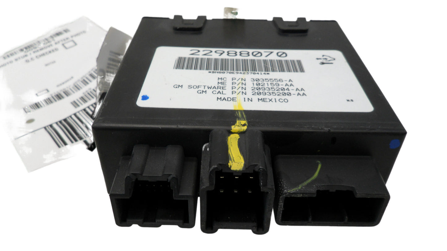 22988070 2015 GMC Acadia Rear Liftgate Control Module Used 22988070 OEM