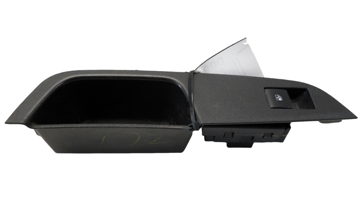 20933566 2011 Chevrolet Equinox Passenger RR Door Window Switch Bezel Used 20933566 OEM