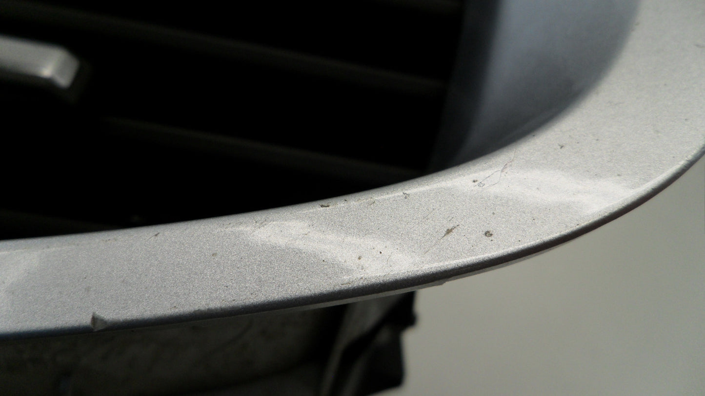 20862307 2010-2015 Chevrolet Equinox Passenger FR Dashboard Air Vent Used 20862307 OEM