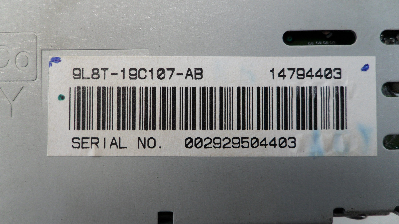 9L8T19C107AB 2009-2012 Ford Escape Radio Control Unit Used 9L8T19C107AB OEM