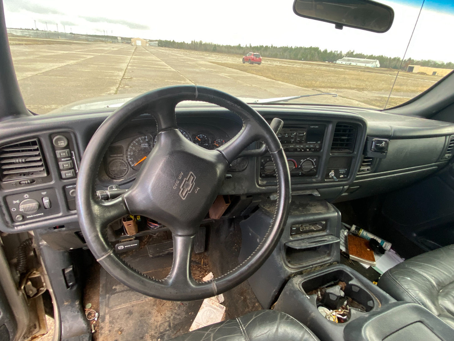 15753702 1999-2006 Chevrolet Silverado FR Windshield Cowl Panel Used 15753702 OEM