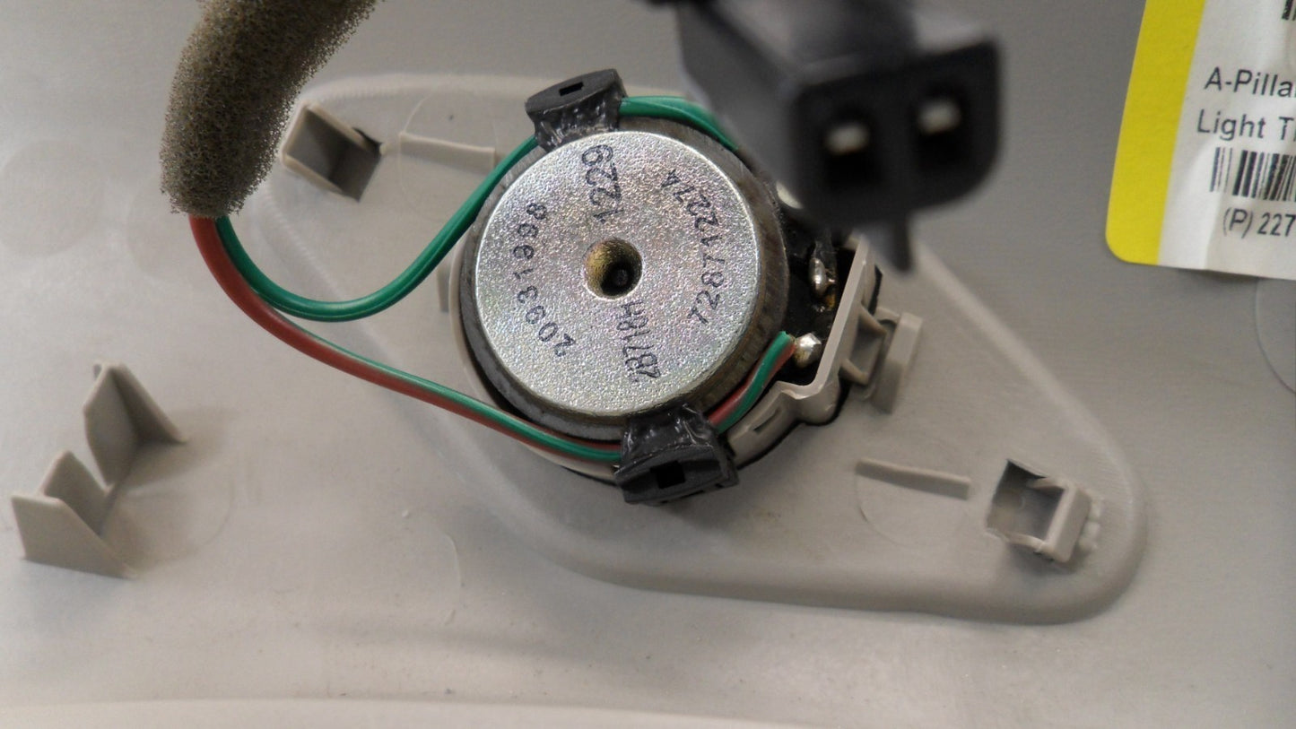 22789039 2009-12 Chevrolet Traverse Driver FL Body A-Pillar Trim Panel Used 22789039 OEM