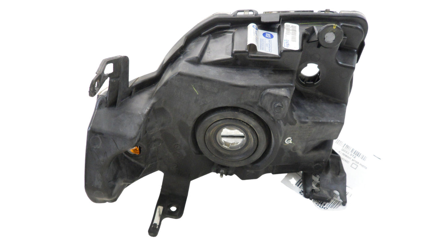 8L8Z13008A 2009-2012 Ford Escape Passenger FR Headlight Used 8L8Z13008A OEM