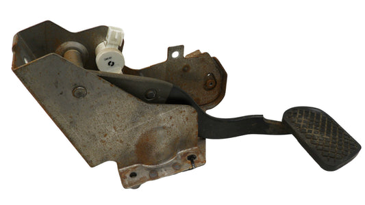 24547205 2010-2017 Chevrolet Equinox Brake Pedal Assembly Used 24547205 OEM