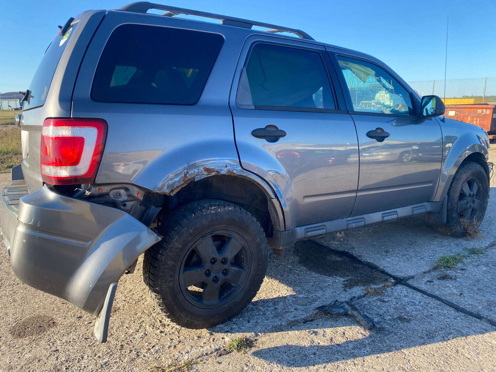 8L8Z17K709AC 2008-2012 Ford Escape Passenger FR Door Mirror Trim Ring Used 8L8Z17K709AC OEM