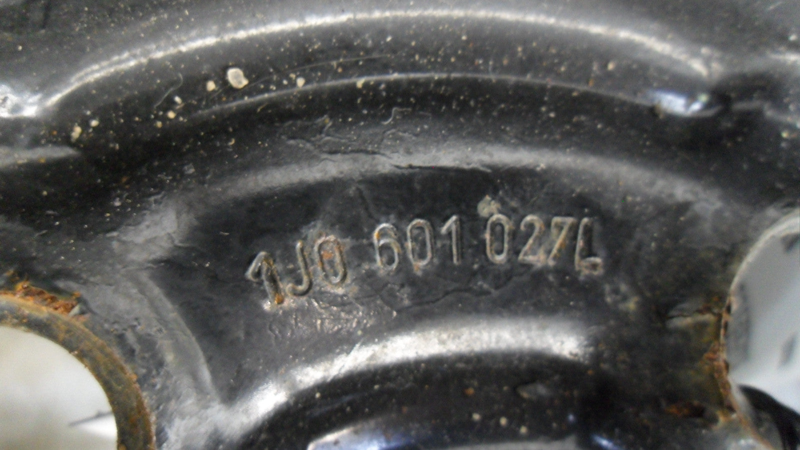 1J0601027AJ03C 2000-2001 Volkswagen Beetle Wheel Used 1J0601027AJ03C OEM