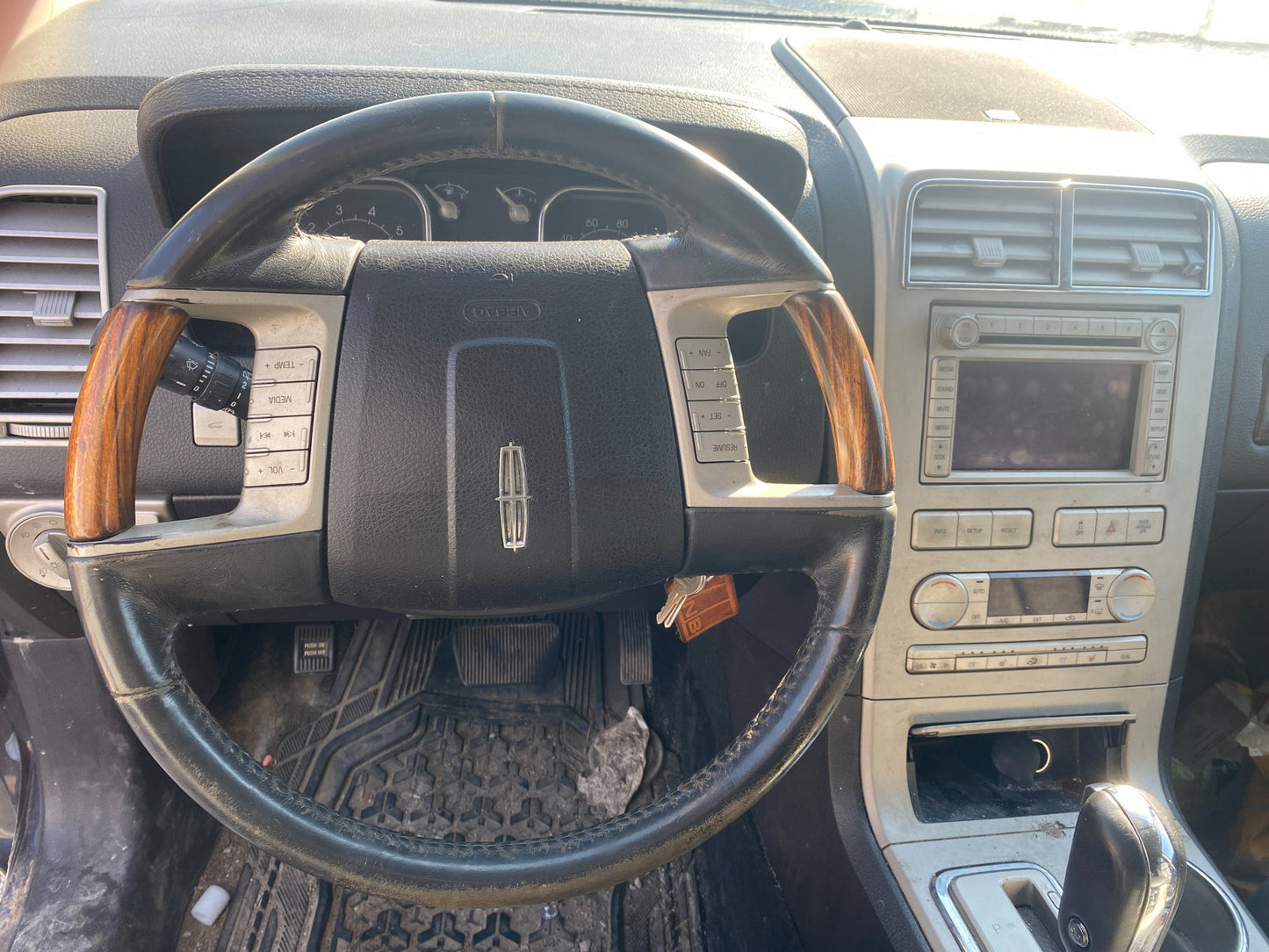 7A137827407 2007-2010 Lincoln MKX Passenger RL Door Interior Trim Panel Used 7A137827407 OEM