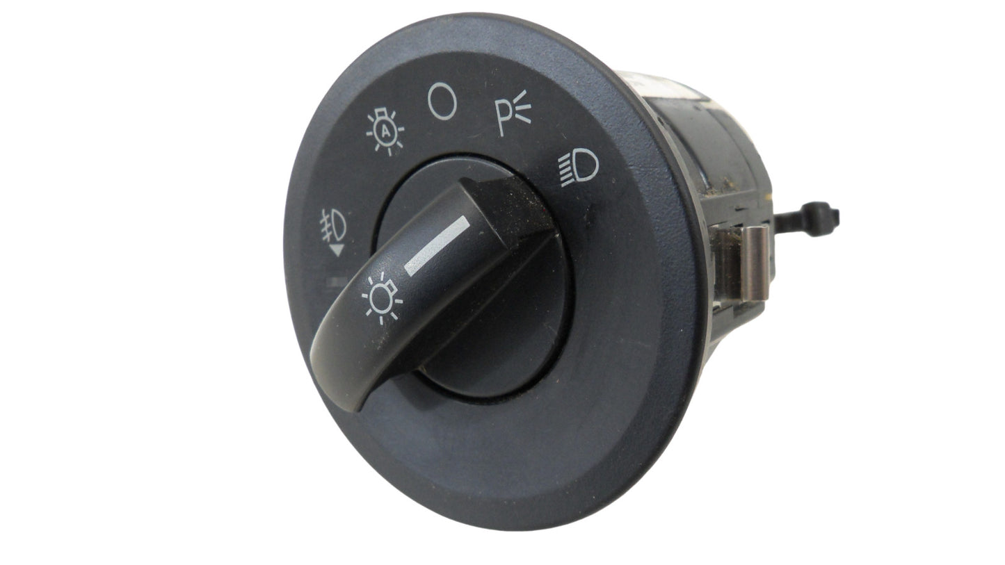 8L8T090708CFW 2008-2012 Ford Escape Headlight Switch Used 8L8T090708CFW OEM