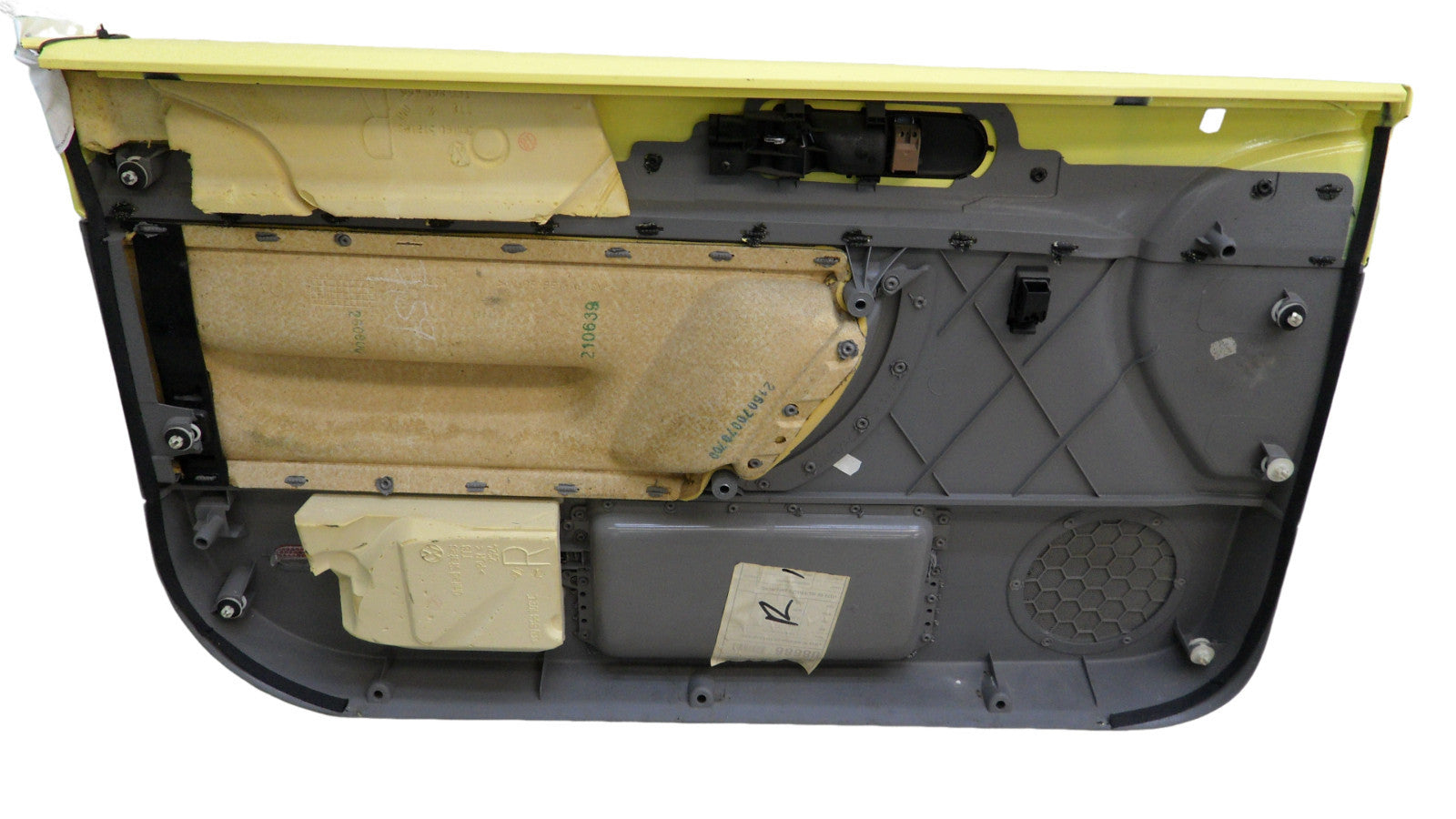 1C0868102C 2000-2001 Volkswagen Beetle FR Door Interior Trim Panel Used 1C0868102C OEM